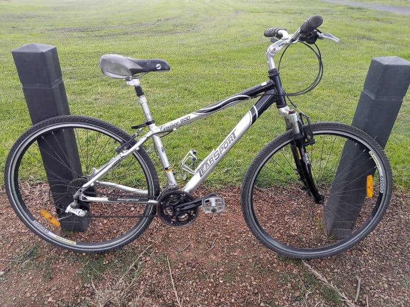 trek 7100 hybrid bike for sale