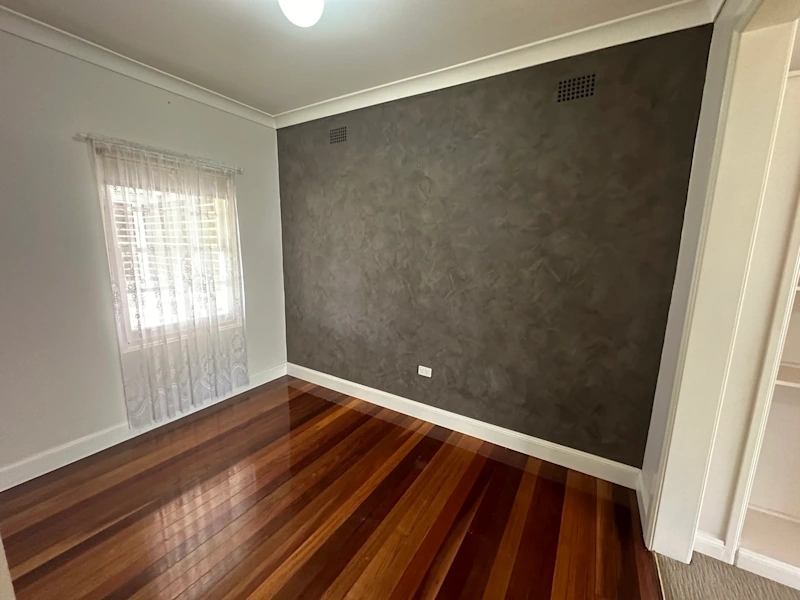 SPACIOUS 3 -BEDROOM HOME WITH AMPLE OUTDOOR SPACE IN PARKES62929683672450113