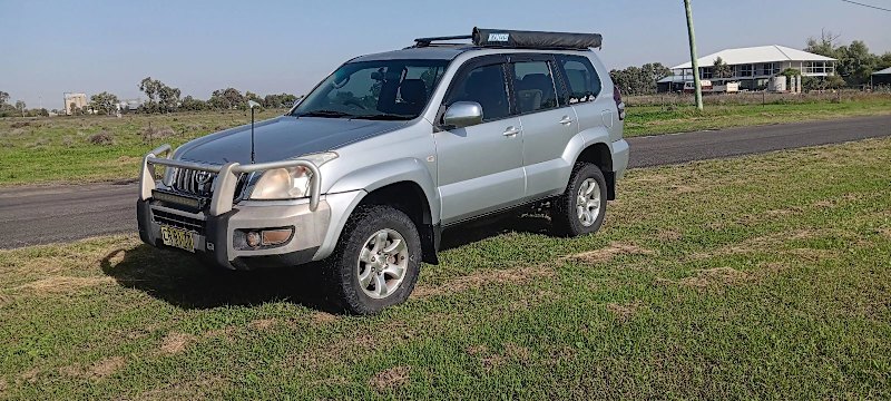 2004 TOYOTA LANDCRUISER PRADO GXL (4x4) 4 SP AUTOMATIC 4D WAGON628827307379221127