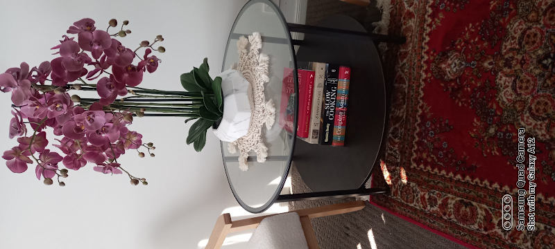 Coffee table 62863839750658112