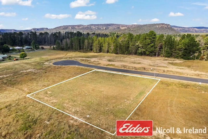 TOWN SERVICES, RURAL LIFESTYLE, READY TO BUILD!63438523550593110
