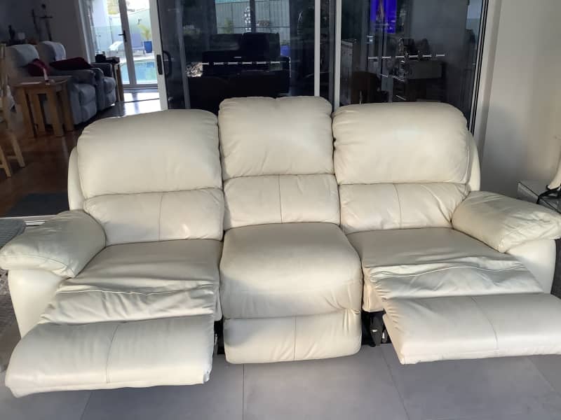 dfs 3 piece leather suites