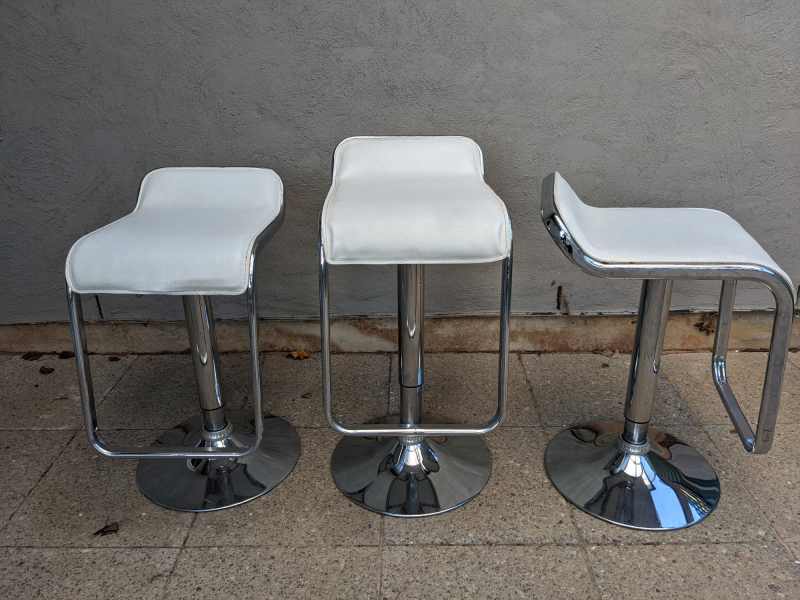 set of three counter stools