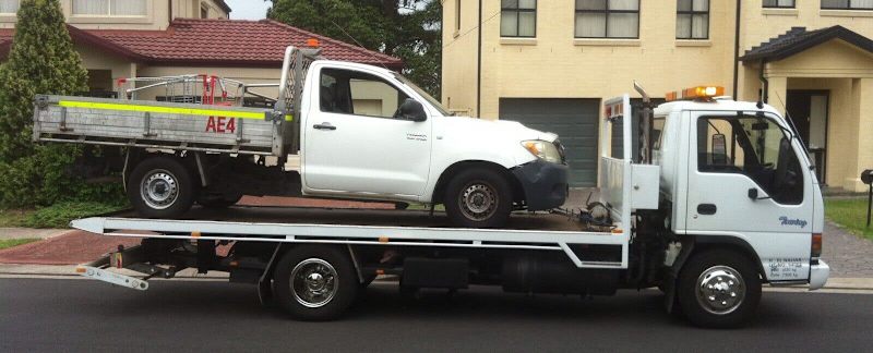Towing Tilt Tray Tow Truck Services62938581540609112