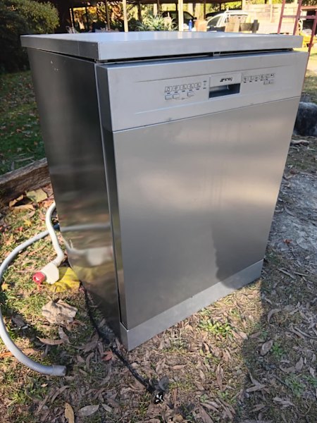 Smeg Model DWA6214S2 Italian Made Stainless Steel Dishwasher63016912045186114