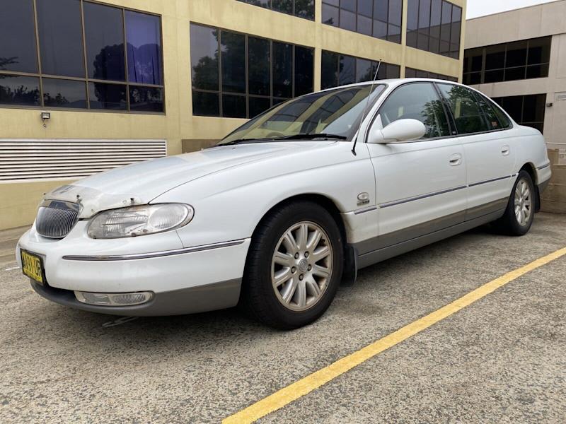 2000 Holden Statesman International62936660498818111