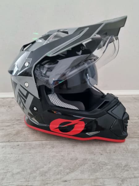 Oneal sierra sales 2 helmet australia