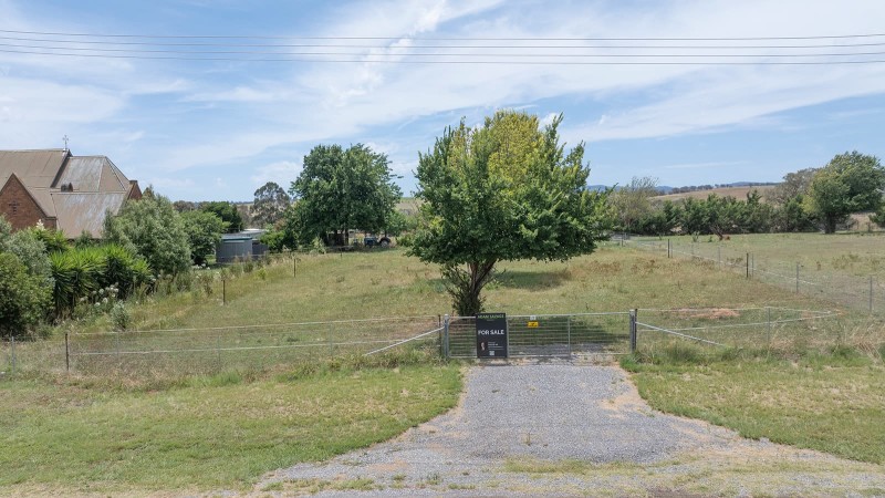 Prime Land in the Charming Village of Cargo62882775274883114