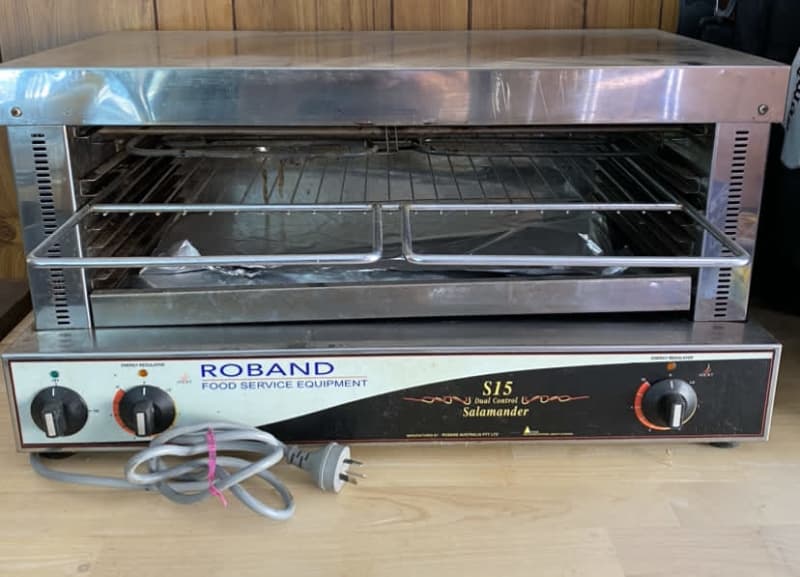 Roband GMX810 & GMX810G 8 Slice Toaster - Steel & Glass versions