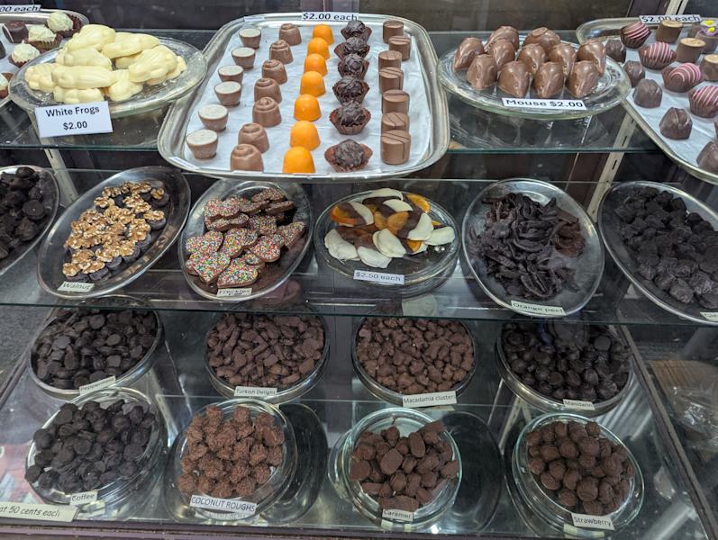 Food lovers shop for sale - Milton Gourmet Sweet and Scrumptious63438875728769111