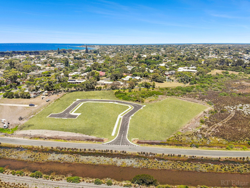 The Cove | Exclusive Waterfront Allotments63005777110914112
