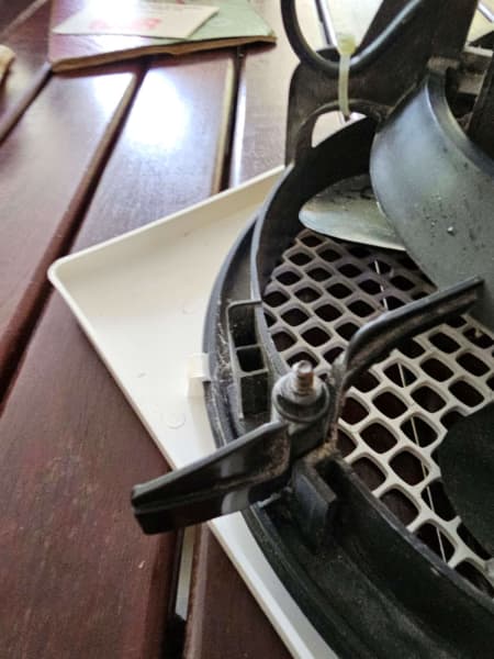 Exhaust Fan 200mm White Square, round hole - tested, works great63017318033665113