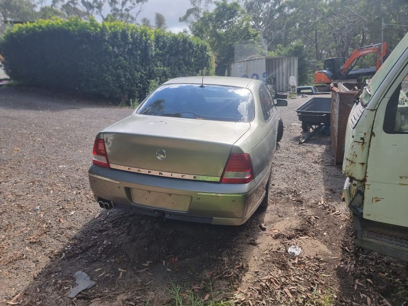2004 HOLDEN CAPRICE 5.7 V8  4 SP AUTOMATIC 4D SEDAN, 5 seats WL62939538392065114