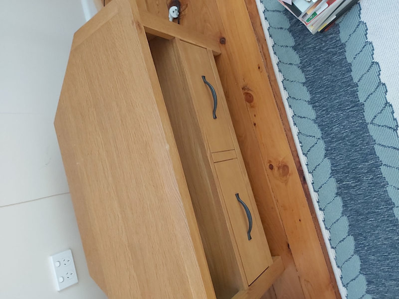 oak TV stand62863409999490114