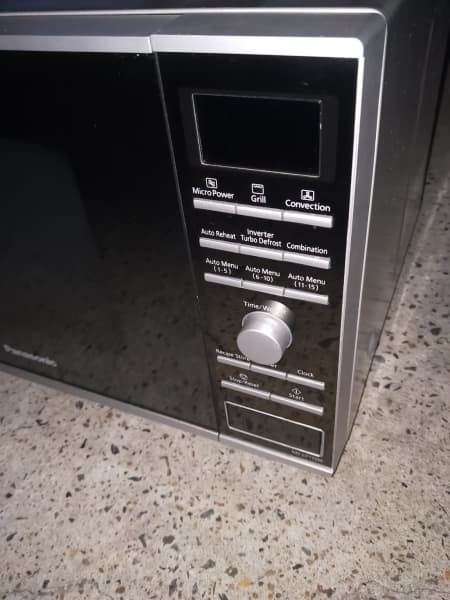 NN-CF770M Panasonic 27 L Flatbed Microwave63443663105154111
