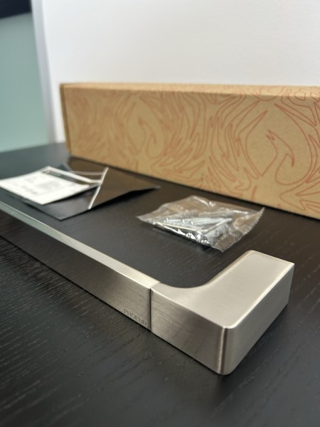 NEW Phoenix Gloss Hand Towel Holder Brushed Nickel (valued over $110)63439105492867110