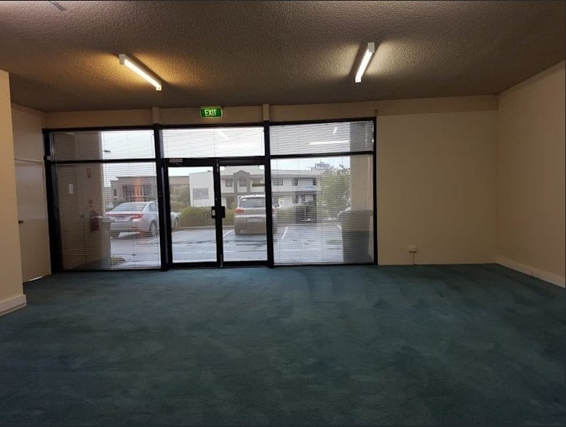 Lease Transfer Professional open plan Office/Warehouse unit - $127sqm62930683994243111