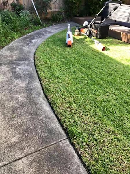 Lawn Mowing Service62863417969409111
