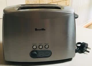 Breville Ikon Lift and Look Toaster - 4 Slice