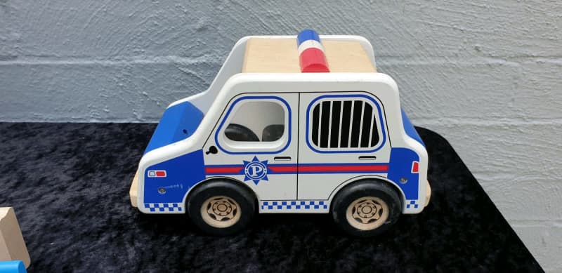 Pintoy police hot sale station