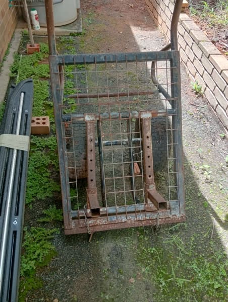 Brick carrier $15063012444528769111