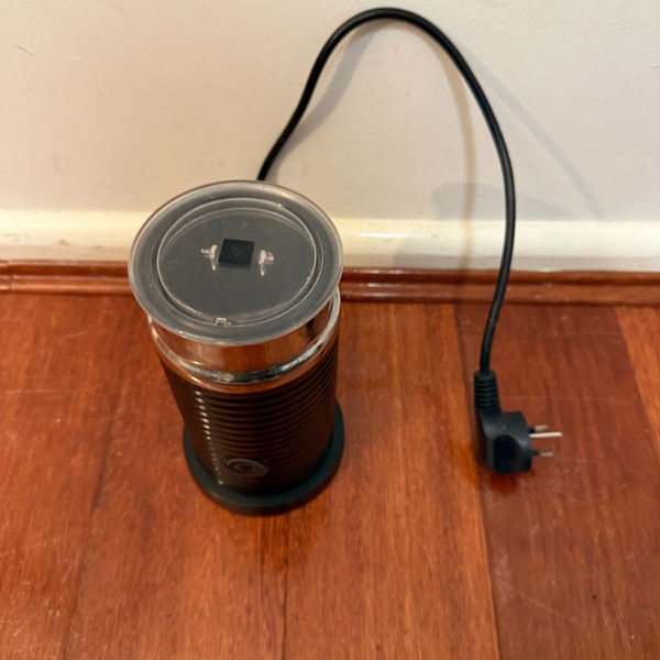 NESPRESSO AEROCCINO ESPRESSO MILK FROTHER CAPPUCCINO LATTE CAFE COFFEE63021731781635111