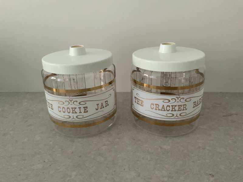 Vintage Cookie Jar Canister, Clear Glass Embossed With Apples With Rubber  Seal Top Lid, KIG Indonesia 