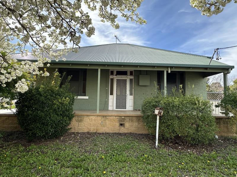 CENTRALLY LOCATED PROPERTY WITH MIXED-USE ZONING62931713263619110