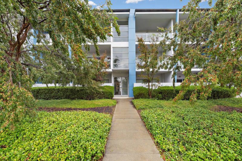 Convenient Apartment Living in Franklin.62929679249795115