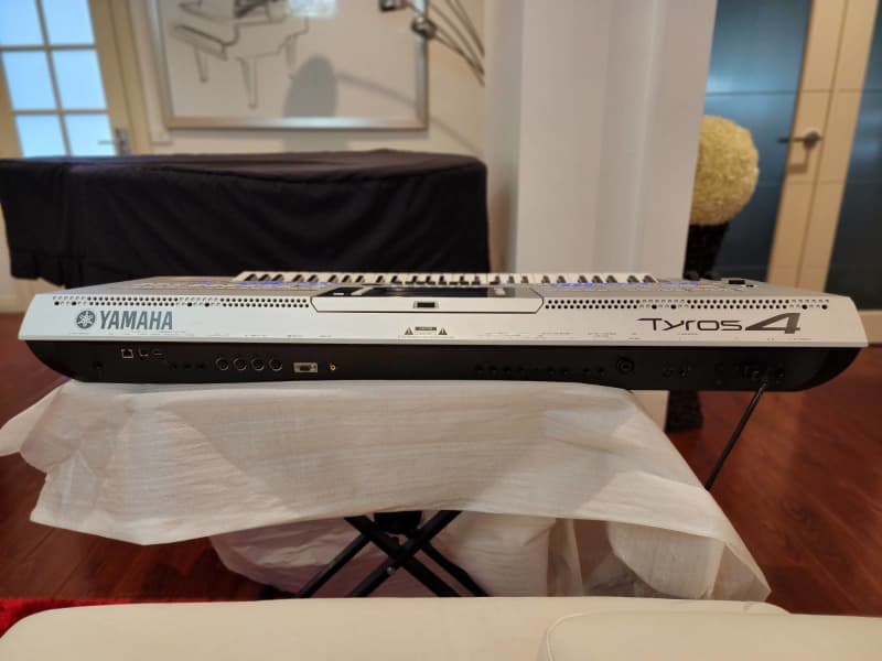 yamaha tyros 4 used