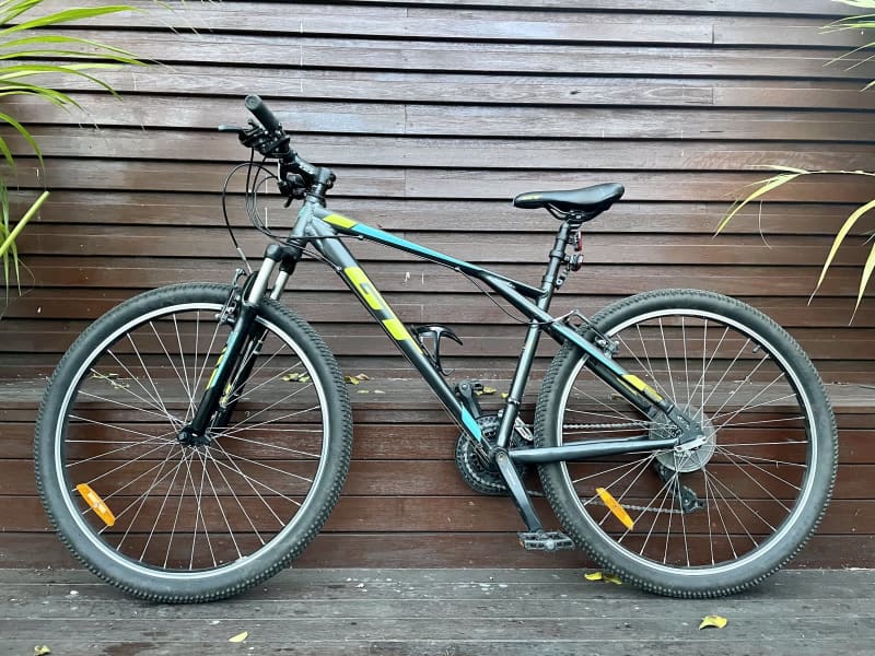 gt palomar 27.5 mountain bike