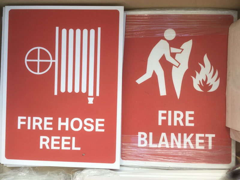 Building fire signage sign occupancy safety emergency logo design shop63011558950659112