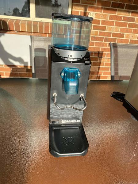 Rancilio Rocky coffee grinder.63021730984578117