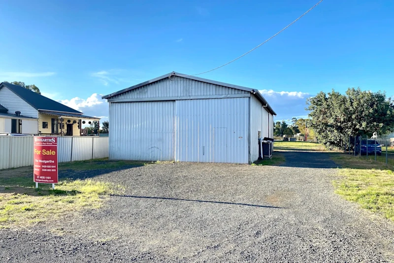 1012 Square Metre Block With Large Shed63006452930433111