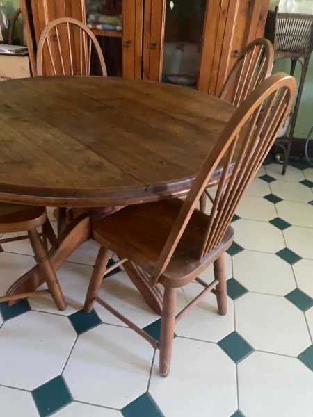 NOW $250 Round Dining Table 120cm + 6 Dining Chairs NOW $25062864723463042111