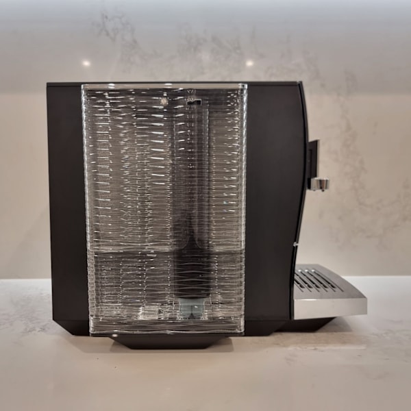 Jura Z10 Automatic Coffee Machine - Black63017765375490112