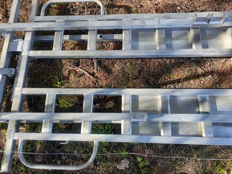 CATTLE HEAD BALES - sliding gates63012444813699112