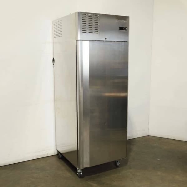 CaterWare L700F1A Upright Freezer630173181690911122