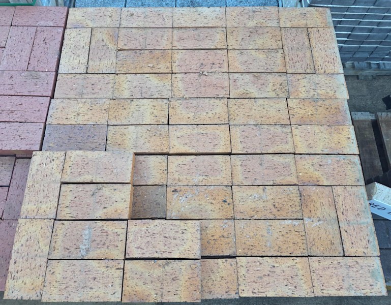 Hills Gold Clay Pavers 230x114x50mm IN YARD $2.60 Pick up & Delivery630078229301791125