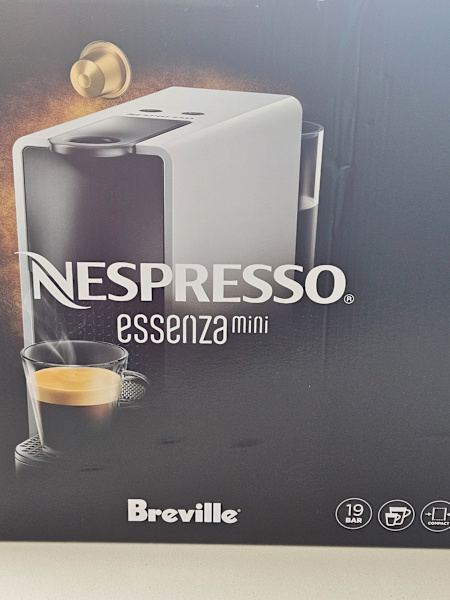 Nespresso Coffee Machine63612126273282111