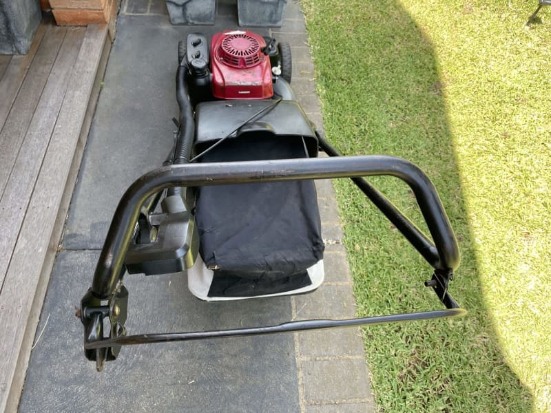 Honda lawn mower gumtree hot sale