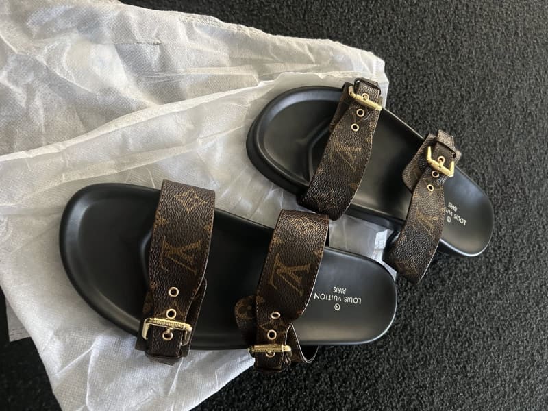 LOUIS VUITTON, BOM DIA MULE REVIEW, 1 YEAR WEAR AND TEAR