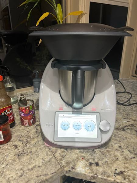 Thermomix TM6 White with accessories and extras!63022180875137114