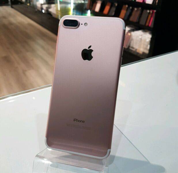 Iphone 7 Plus 32gb Rose Gold Comes With, Iphone 7 Bookcase Rose Gold