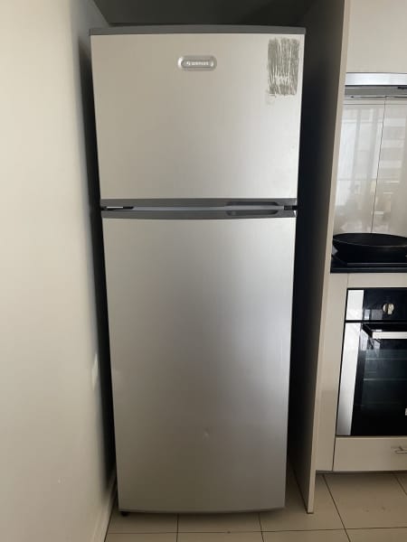 westinghouse freezer fr91t