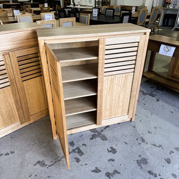 Tassie Oak Shoe Cabinet $850each62863381858179111