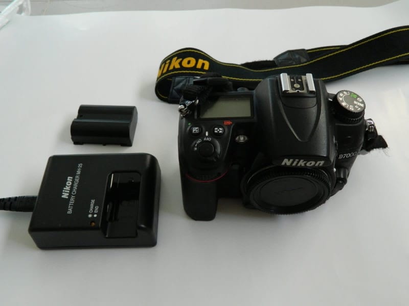 nikon d7000 digital slr camera