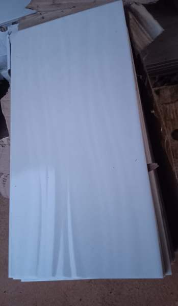 200 x 400 flow white gloss tiles63007278704129114