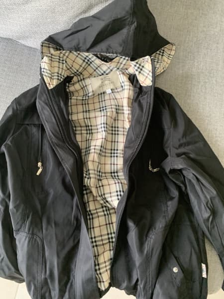 Burberry hotsell coat gumtree