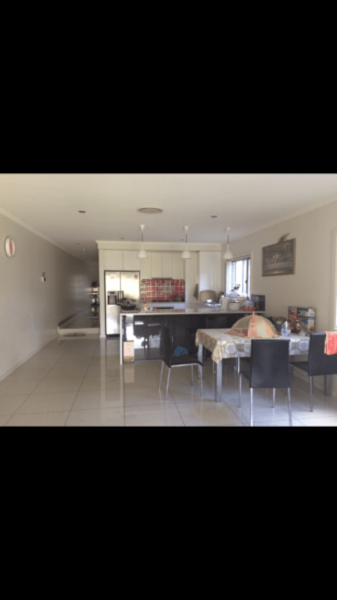 Single Room for Rent in Guildford63007596507907111